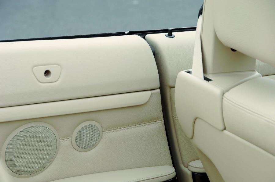  BMW 3-Series Convertible 2007 года  (фото 94 из 239)